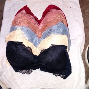 42C, front closure, wonder bras